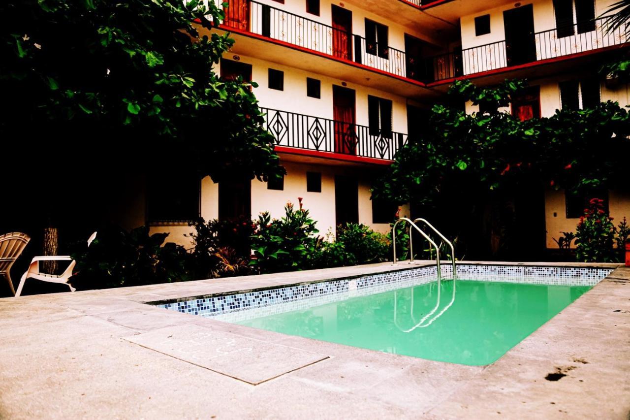 Hotel Yurimar プエルト・エスコンディード エクステリア 写真